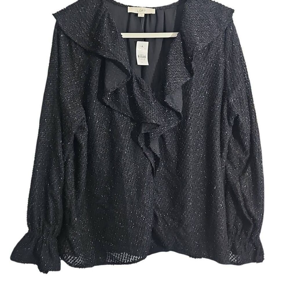 LOFT Blouse, Women's Top. NWT, Size XL, Black Blouse Ruffled Collar and sleeves.